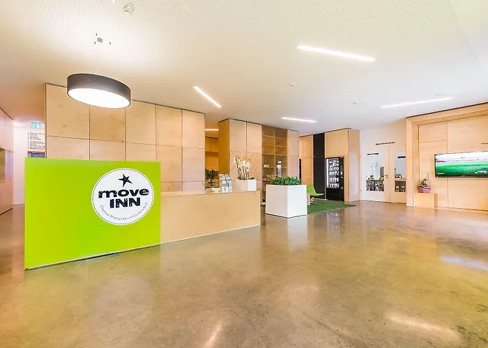 Хостел Moveinn *