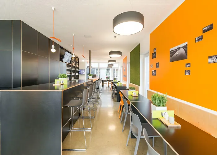 Хостел Moveinn *